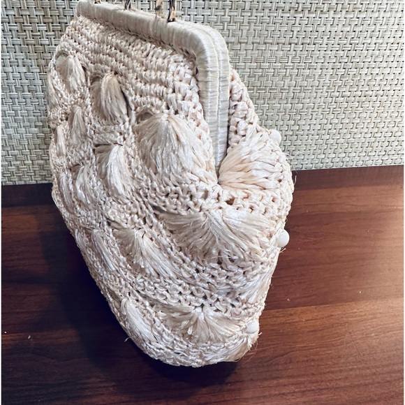 🌟2xHP🌟VTG 1960-70s Crocheted Cream Raffia Kiss Clasp Satchel Bag Jordan Marsh - Picture 5 of 12